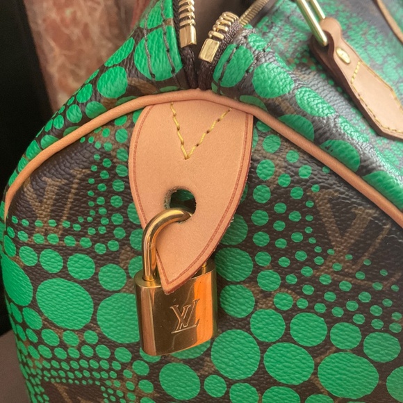 LOUIS VUITTON Limited Edition Yayoi Kusama Speedy 30 in green monogram dots !! - Picture 14 of 15